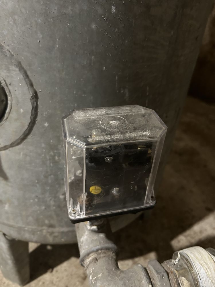 Hydrofor 300l z osprzętem
