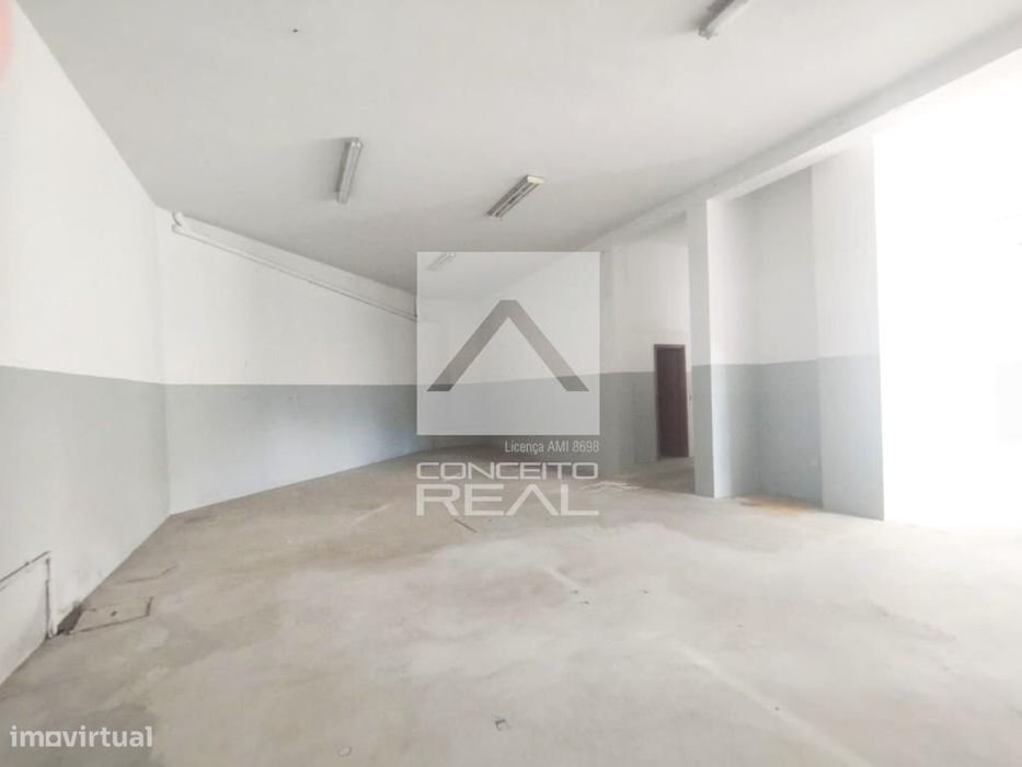 Armazém p/arrendamento Lordelo - Paredes