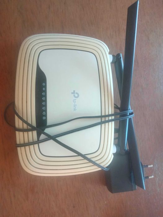 Безпровідний маршрутизатор tp-link TL-WR841N