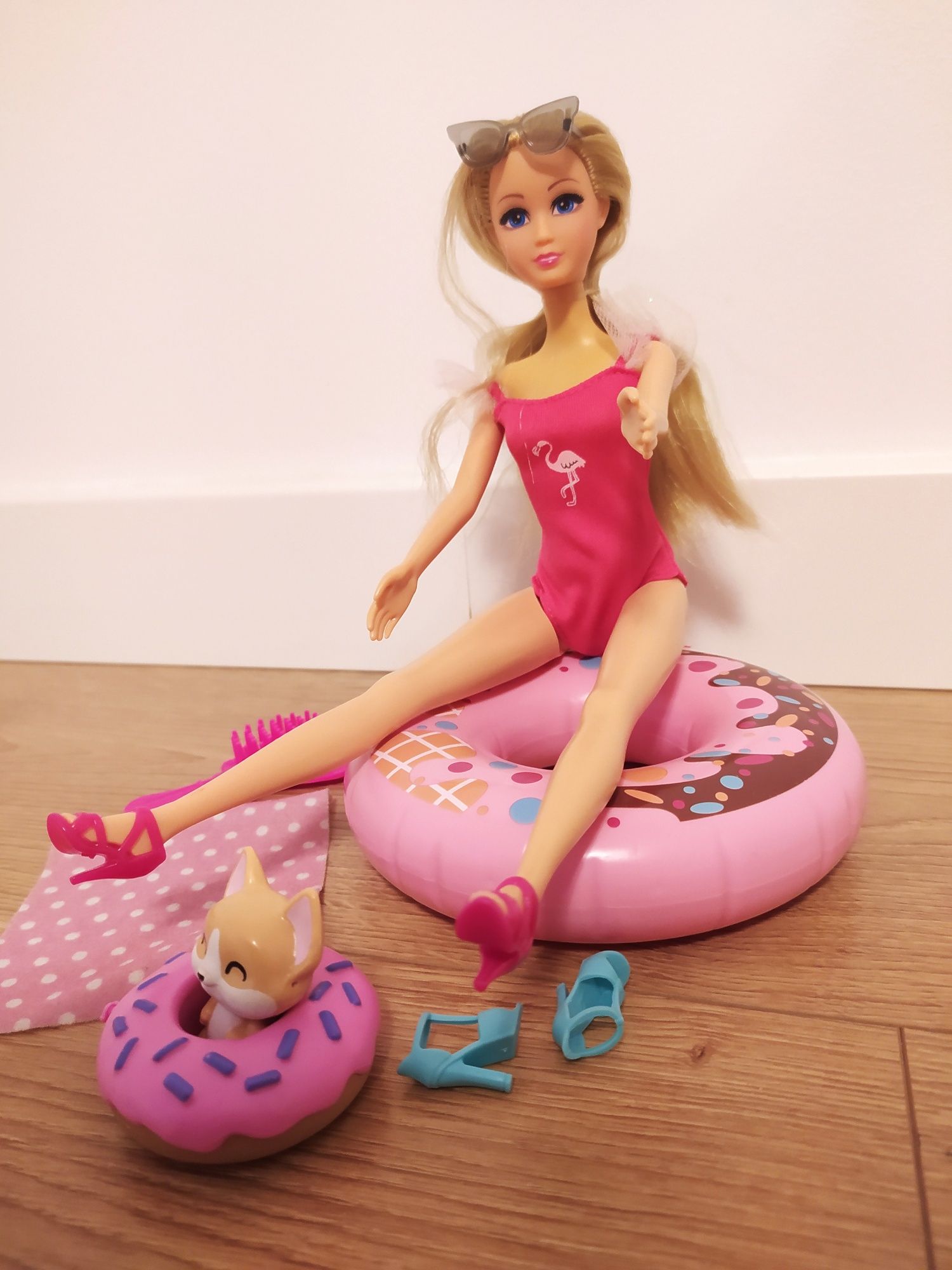 Lalka ala Barbie - basen