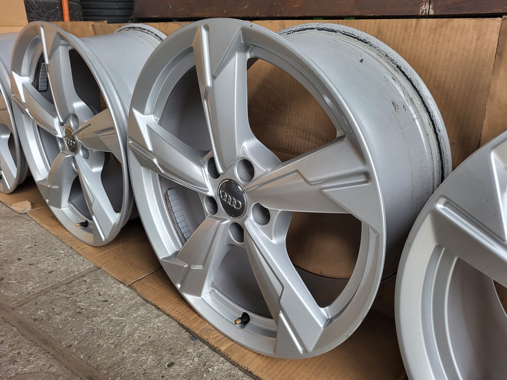 Alufelgi 5x112 18cali Audi Oryginalne