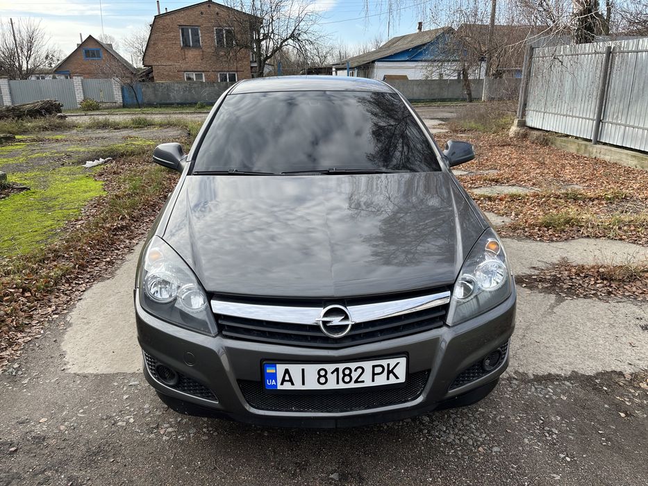 Продам Opel Astra H