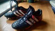 Buty sportowe Adidas futbol rugby korki