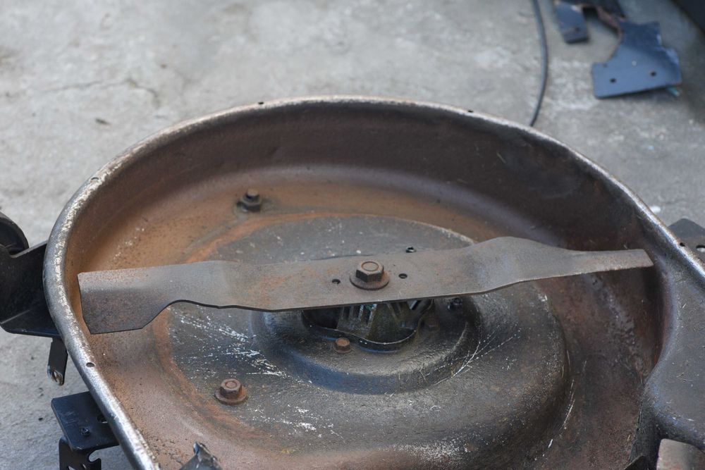 Kosisko do traktorka raiffeisen rasentrac rmh 7175_105h