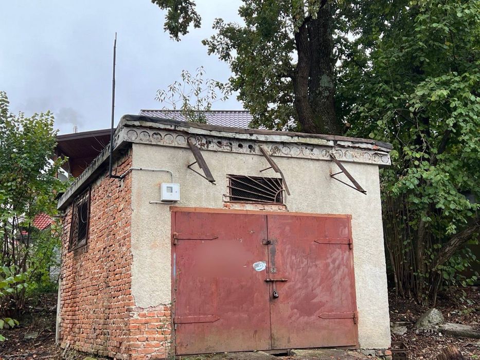 Продам гараж у м. Моршин