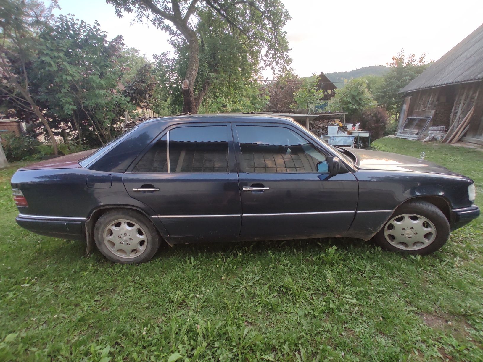 Mersedes w124 e200