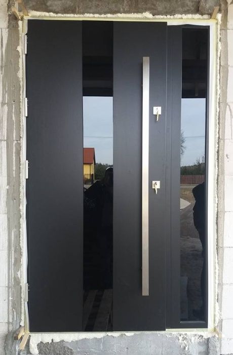 Drzwi zewnętrzne drewniane 8 cm z montazem dzp