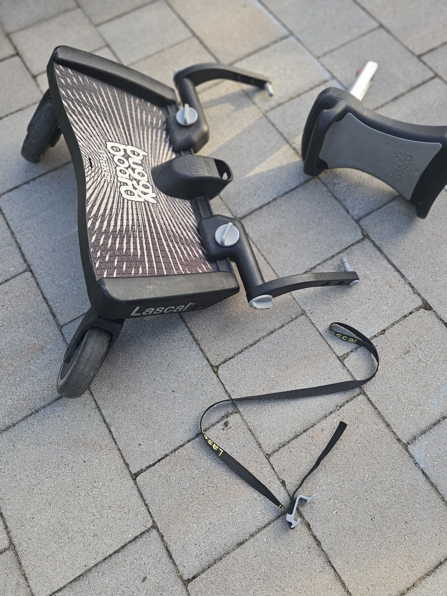 Dostawka do wozka z siodelkiem Lascal BuggyBoard Maxi+.