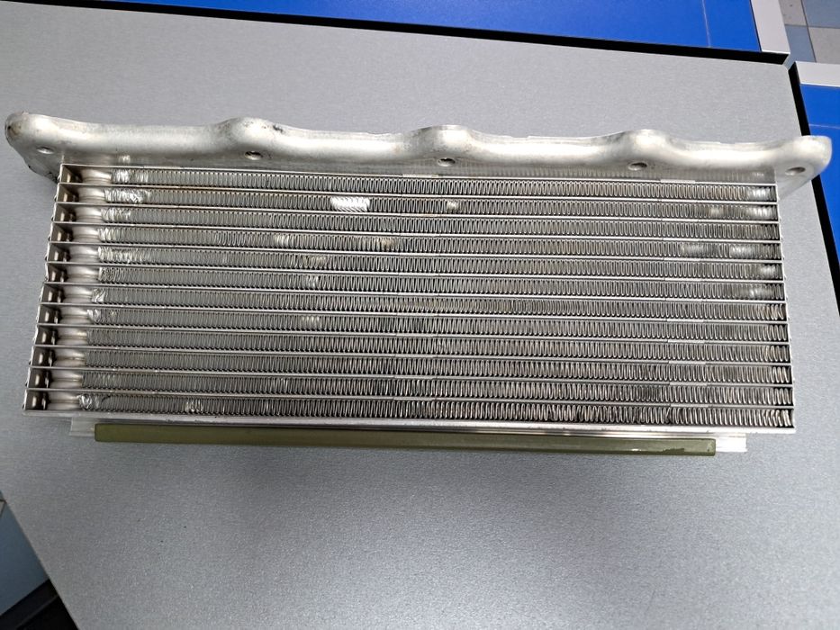 Радиатор интеркулер 04e145749b