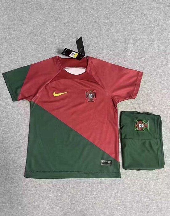 Conjuntos disponíveis  2 aos 14 anos