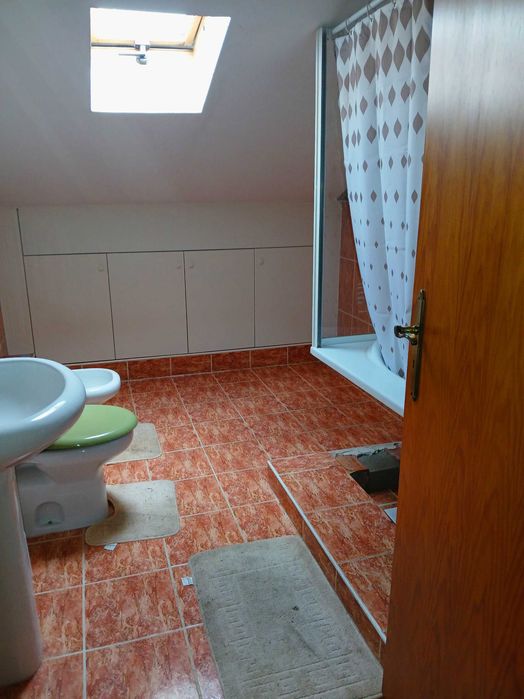 Oportunidade única de Arrendamento de Moradia para Empresas!