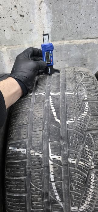 275 40 R19 i 245 45 R19 Pirelli Sottozero Winter 240 RUNFLAT Zima 4szt