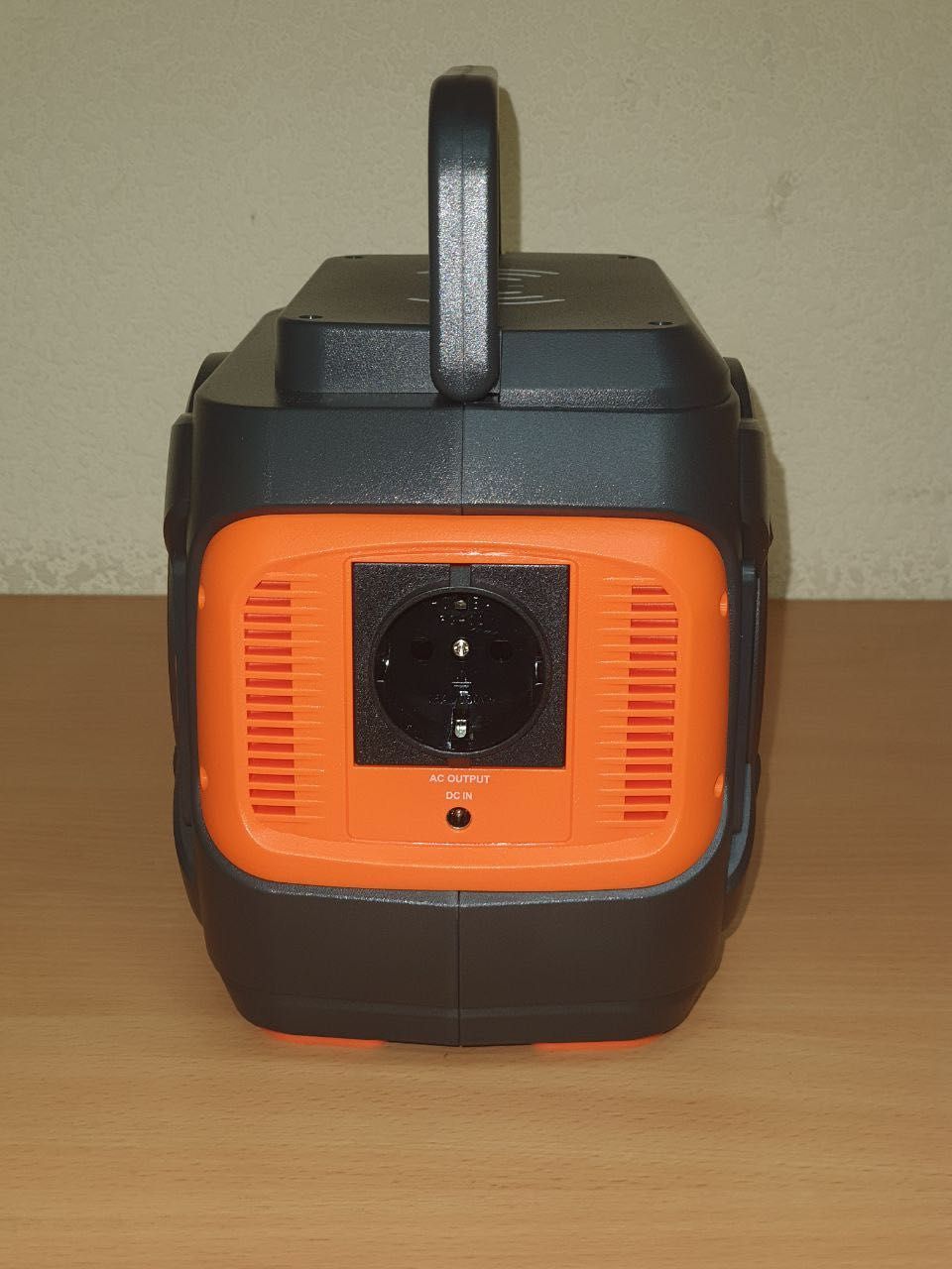 Зарядная станция Flashfish A301 300 Вт
