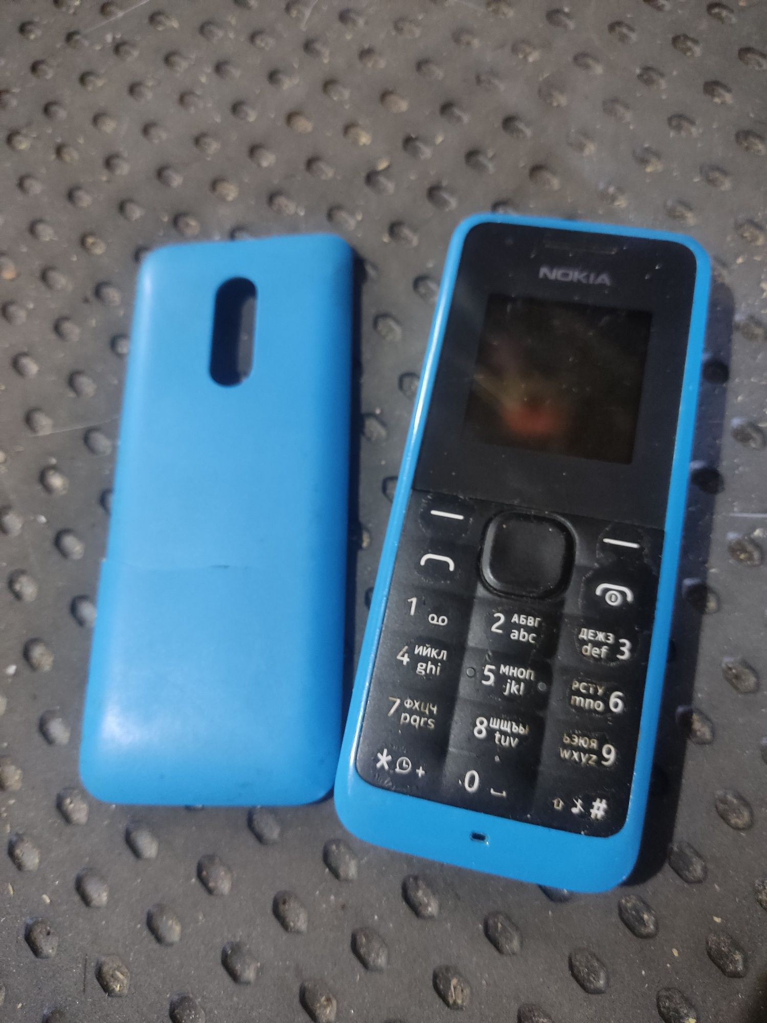 телефон Nokia кнопочний