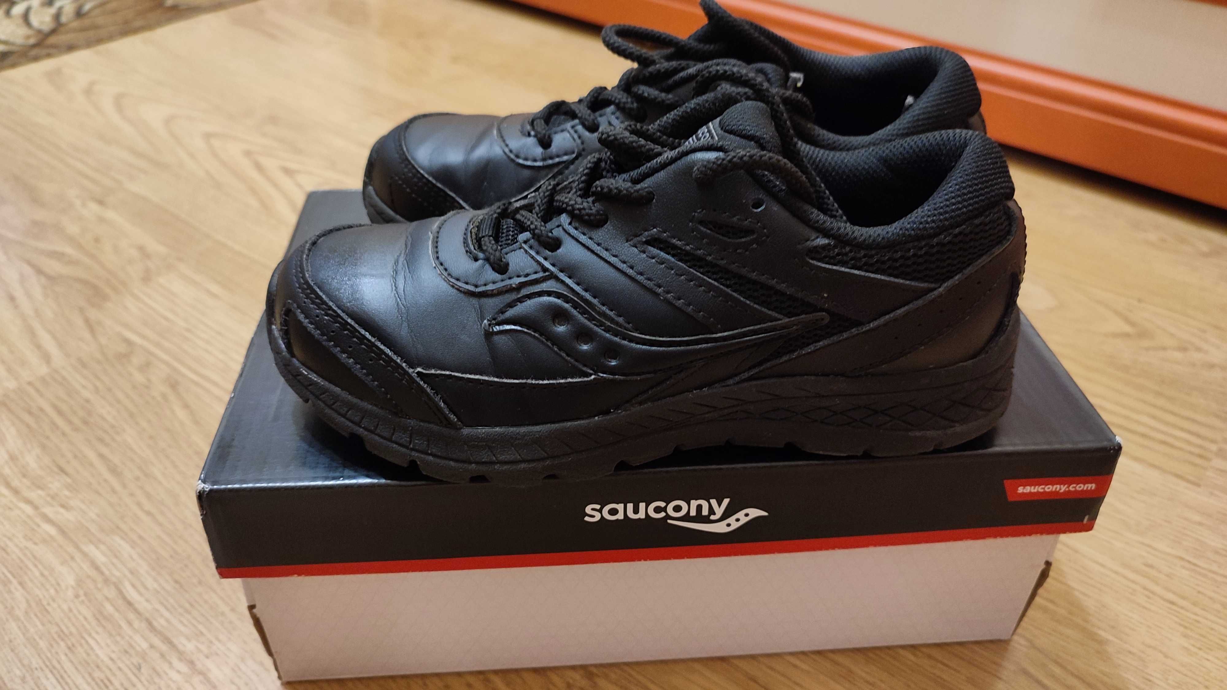 Кроссовки Saucony кожа стелька 22 см