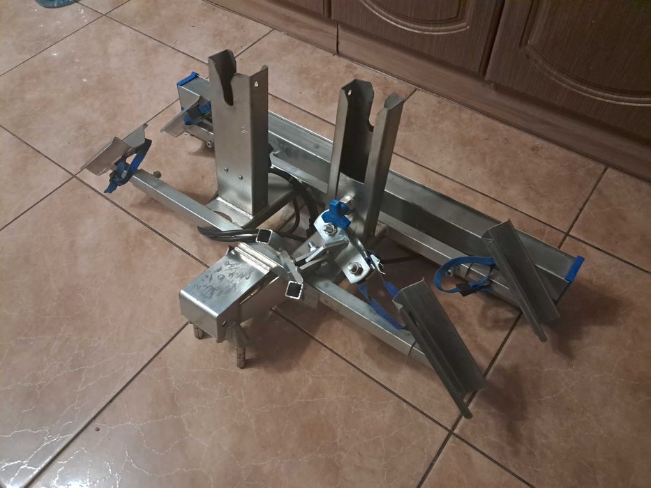 Велотримач на фаркоп на 2 велосипеди