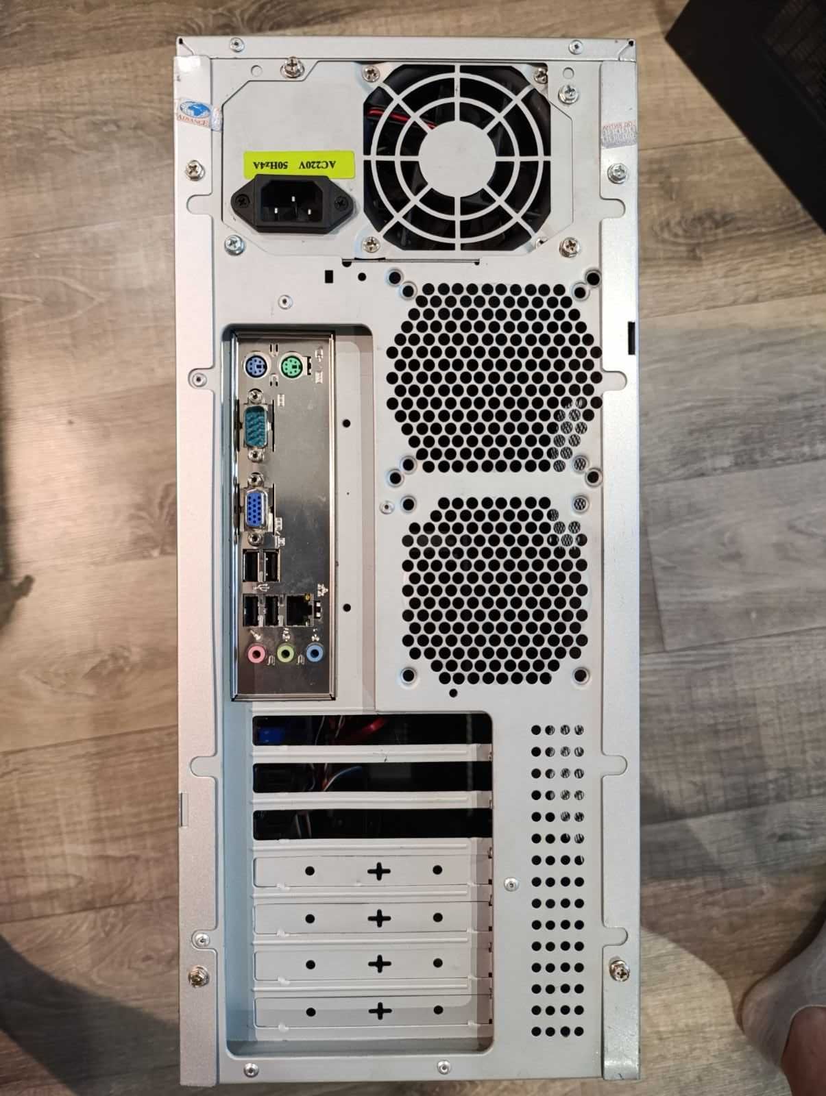 Комп'ютер / системний блок 4 ядра по 2,33ГГц, HDD - 250Гб, ОЗУ 4Гб