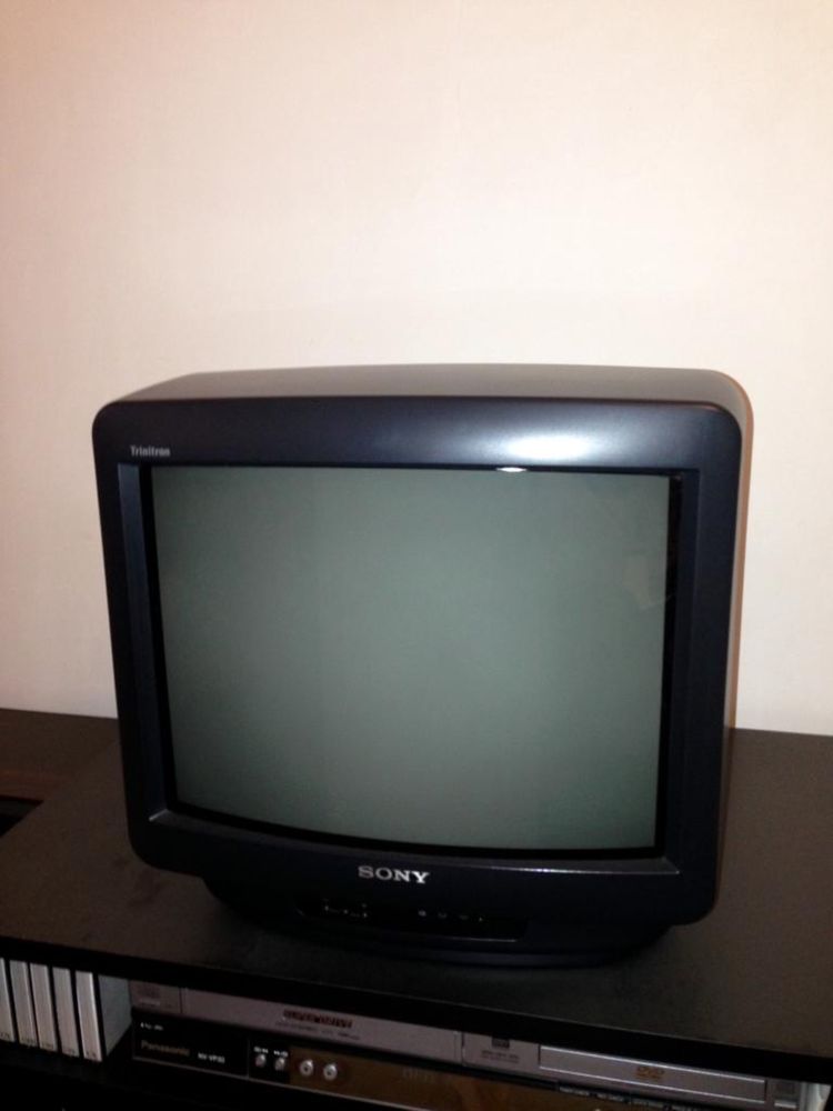 TV SONY Trinitron 14"