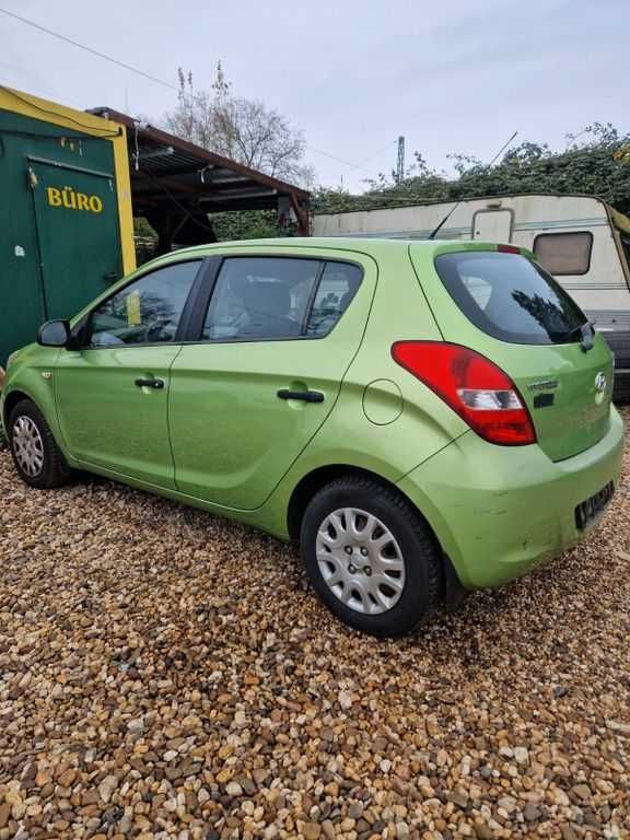 HYUNDAI I20  77HP  2010 PARA VENDA EM PARTS E PEÇAS