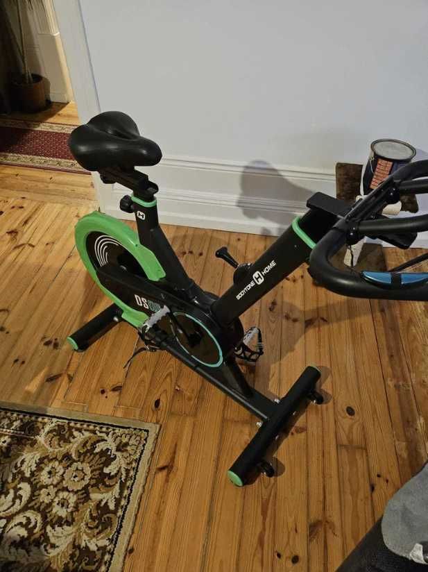 Bicicleta de Spinning BODYTONE DS06 + Display