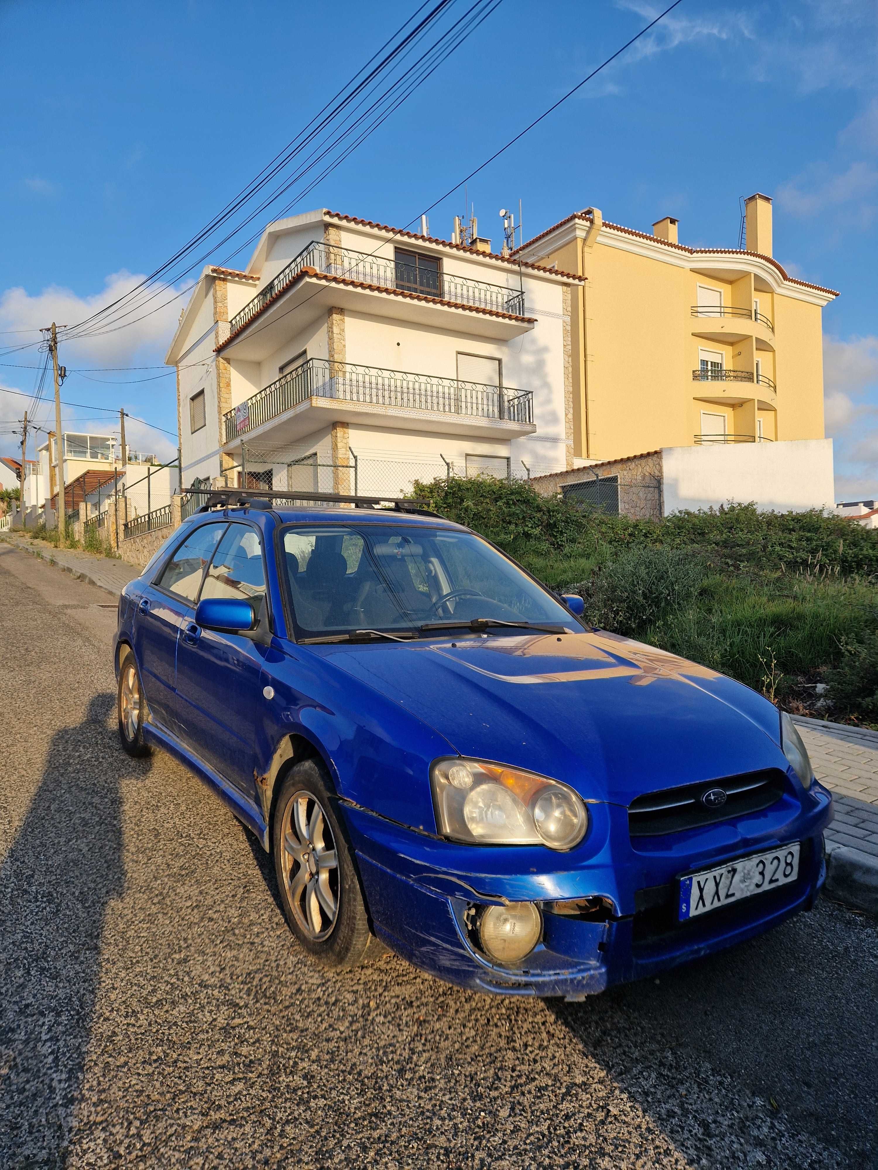 Subaru impreza com caixa avariada