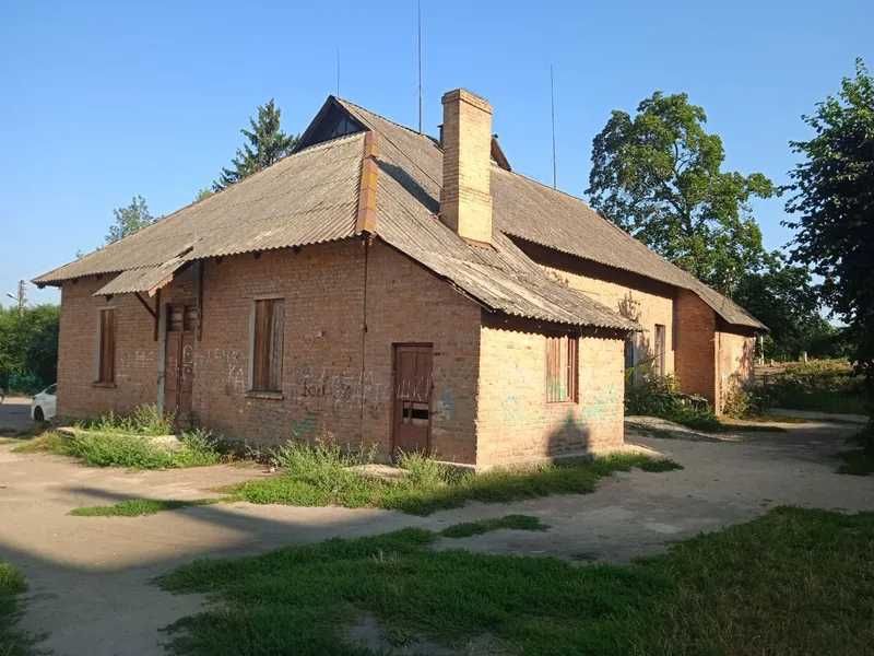 Будівля клубу, 299,6 кв.м, пров. Газопровідний, 21