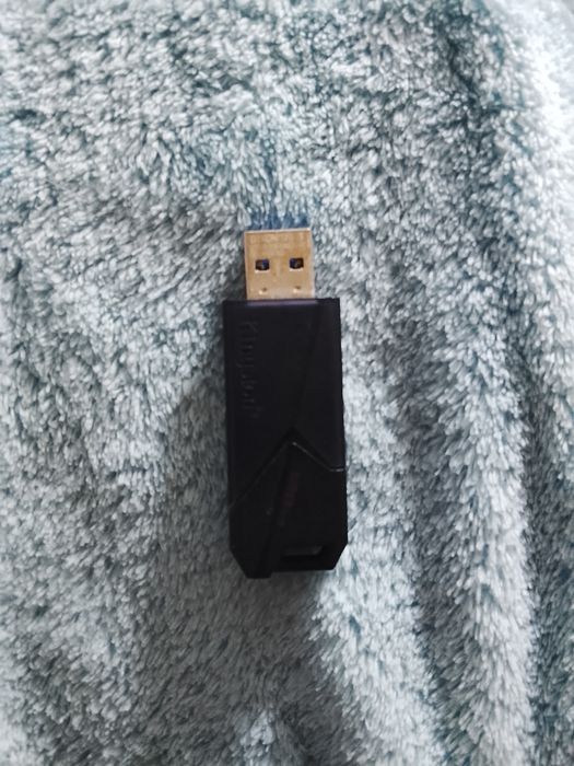 Vendo pen  em bom estado 128gigas