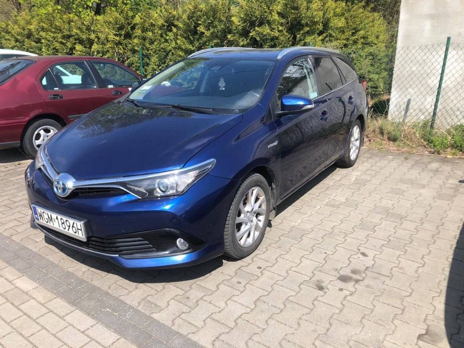 Toyota auris na wynajem