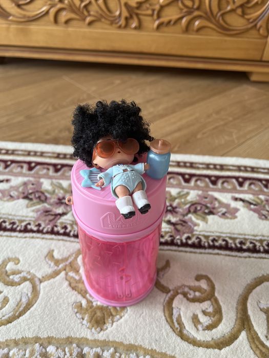 Лялька LOL surprise