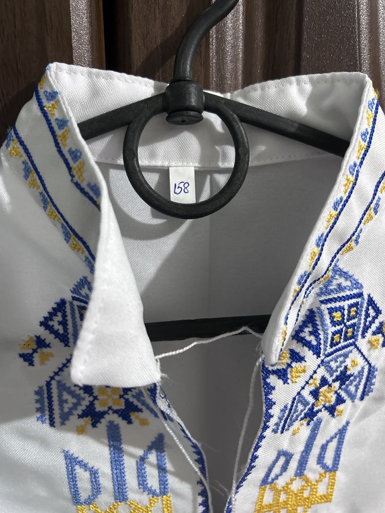 Вишиванка підліткова. Вишита сорочка