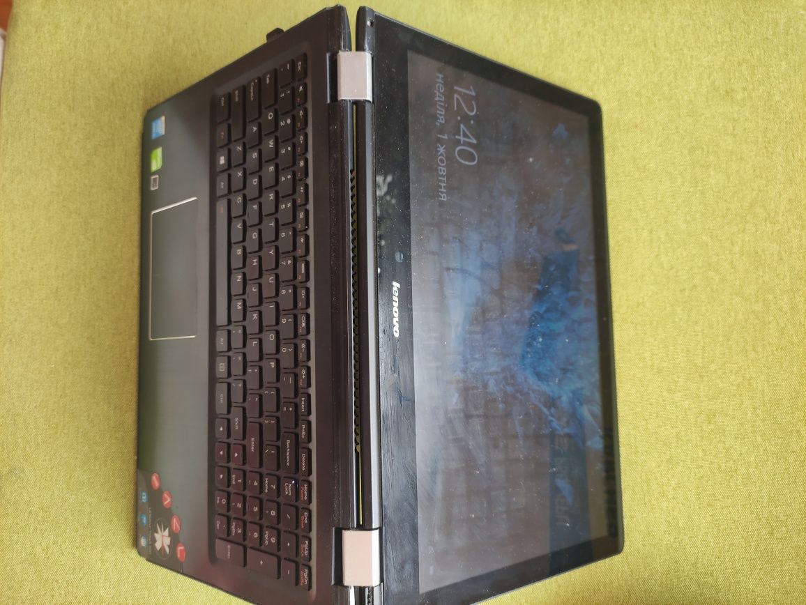 Lenovo Yoga (i5-5200/FullHD IPS сенсорний екран/GeForce 2Gb/8GB DDR3)