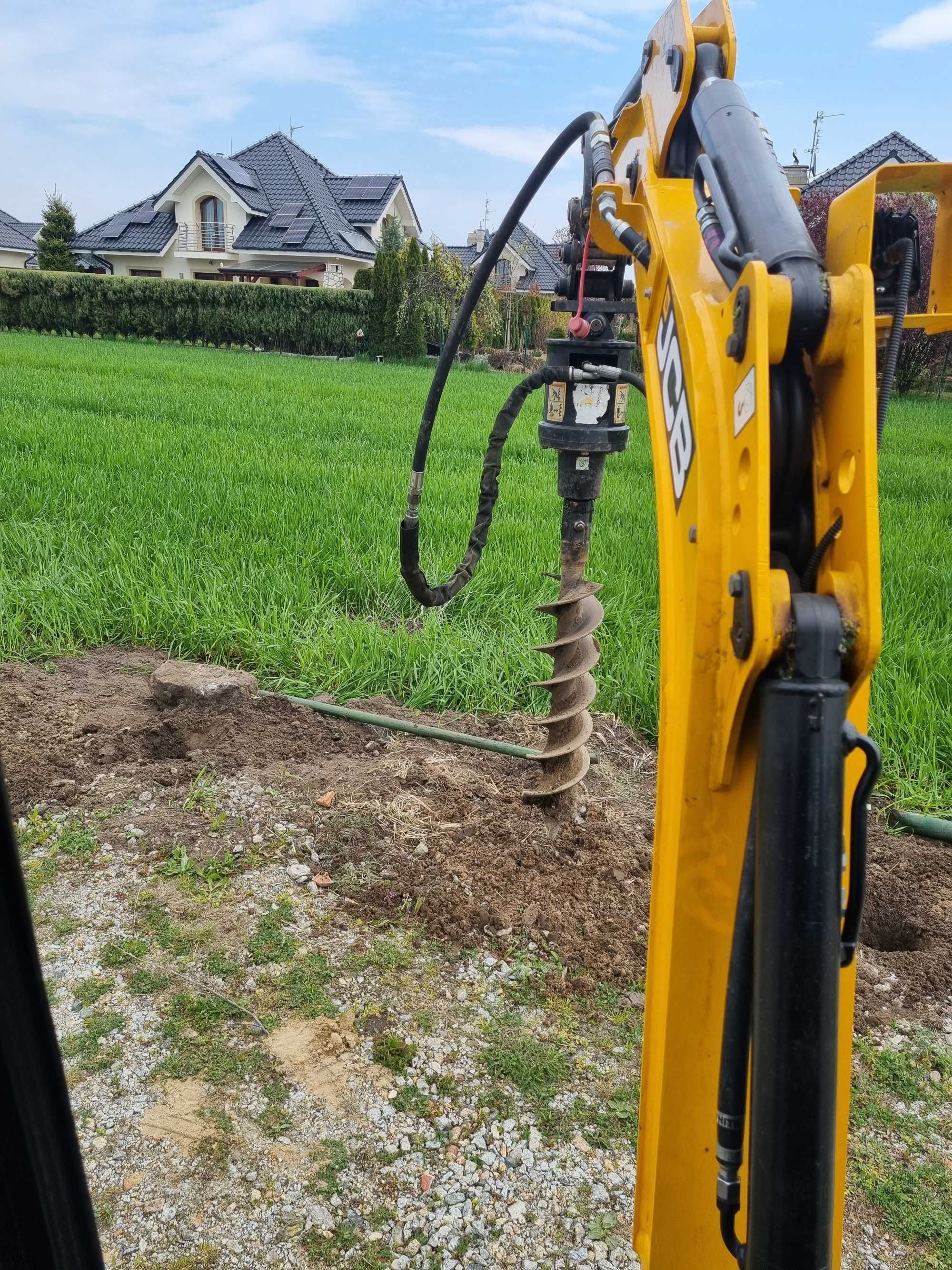minikoparka wykopy fundamenty drenaże wiertnica