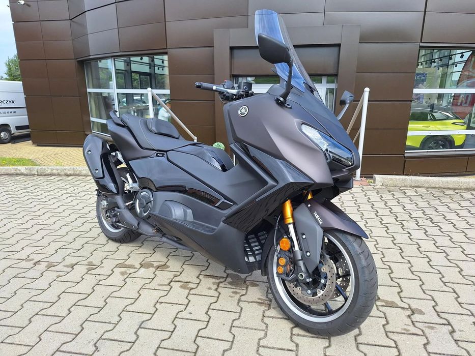 Yamaha Tmax Yamaha TMAX 560 Tech Max 2025 Dark Magma DEMO