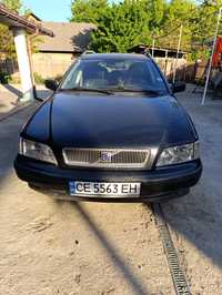 VOLVO V40 1.8benzin 1999p