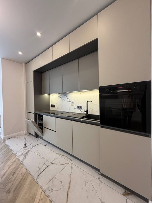 Оренда 2 км квартири з виглядом на озеро