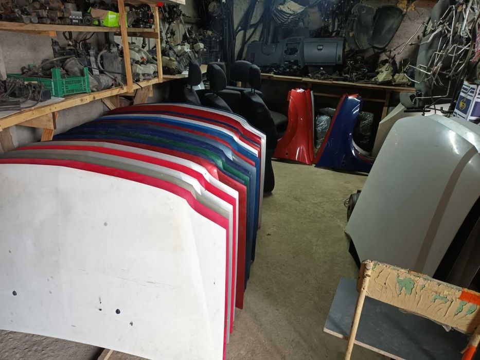 Капот Renault Dacia Logan  mcv  largus 2004-2012