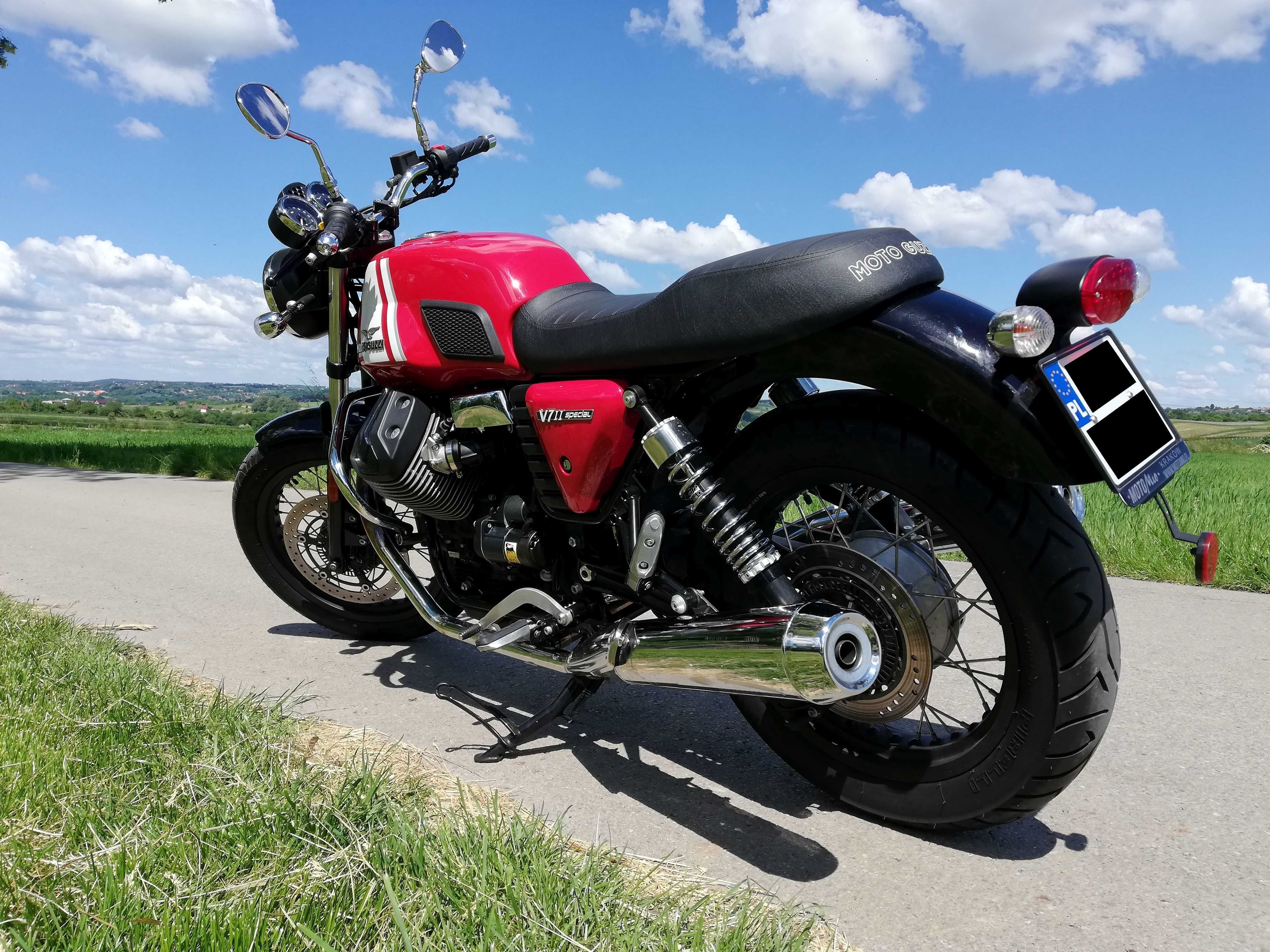 Moto Guzzi V7 II Special - przebieg 9000 km