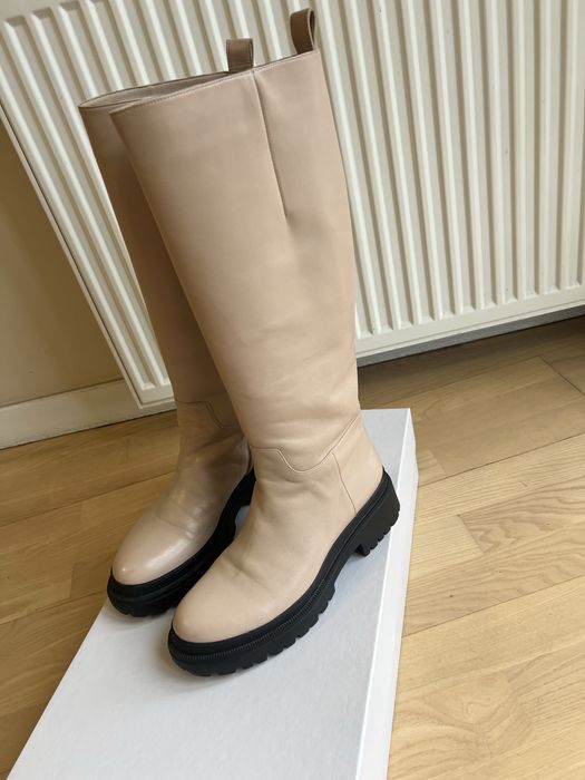 Чоботи шкіряні Італія, 39 р