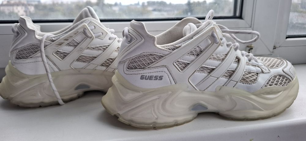 Кроси кроссовки GUESS Belluna