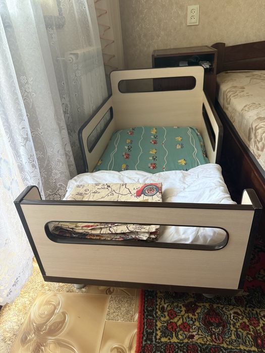 Дитяче ліжечко !