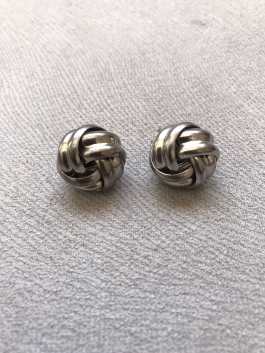 Vários brincos Parfois, H&M, Bijou Brigitte e Pedra Dura