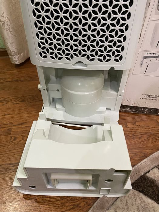 Осушувач повітря Exquisit LE 2055