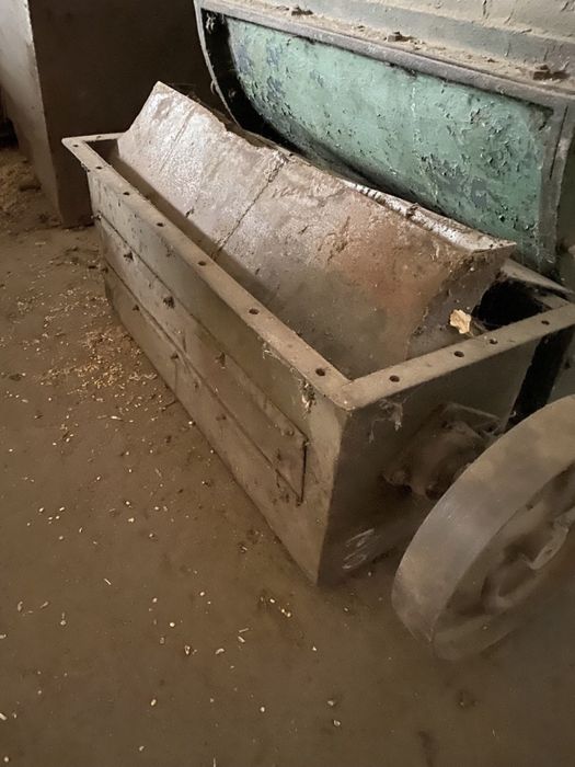 Машина семеновеечная МС-100 (HBX-100)