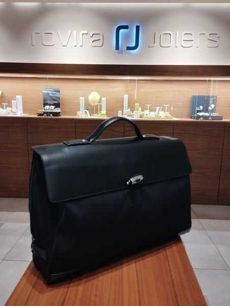 Montblanc nightflight double gusset Briefcase 8772
кожаный портфель