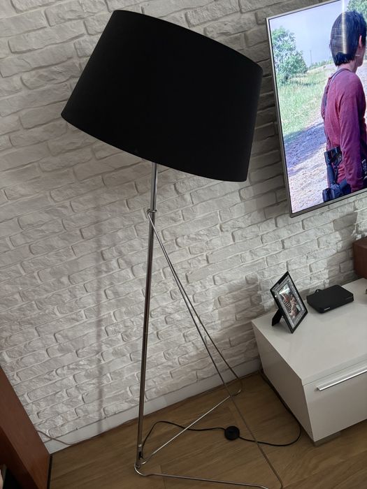 Sprzedam lampę podlogową