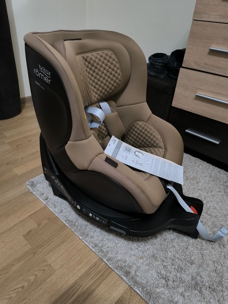 Britax Romer Dualfix Pro M Lux 2025