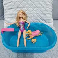 Barbie z basenem i pieskami