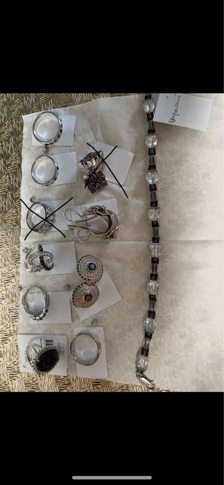 Кольца серебряные разные