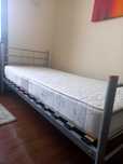 cama individual com colchão