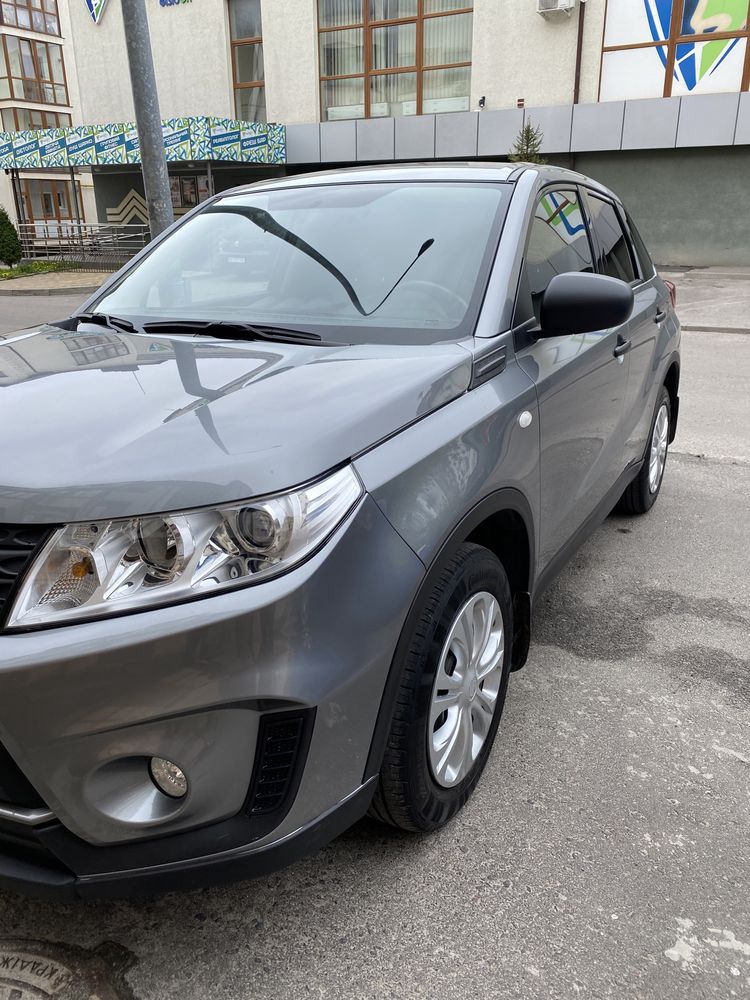 Suzuki Vitara.